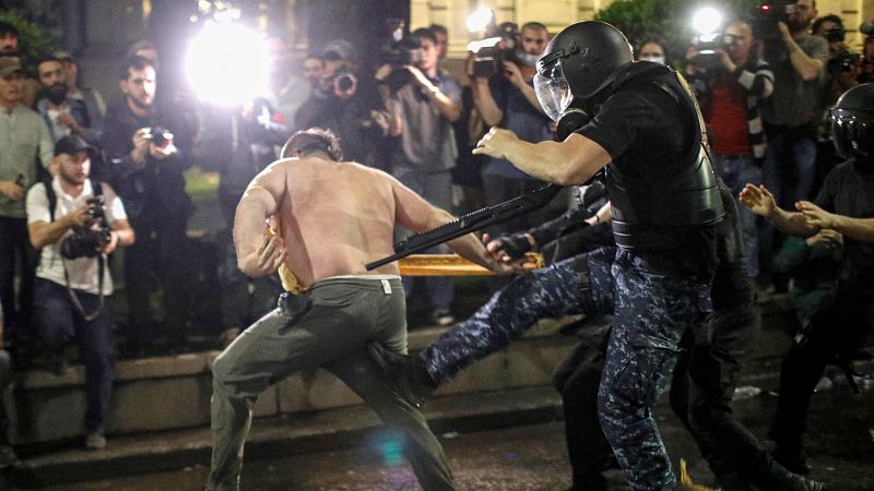 La Unión Europea condena el uso "inaceptable" de violencia contra los manifestantes en Georgia