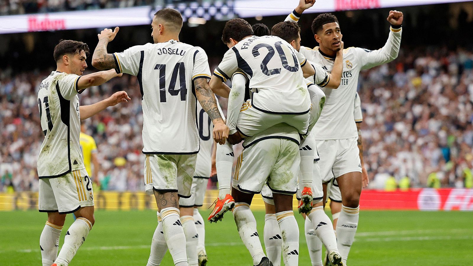 Real Madrid 3-0 Cdiz: Brahim, Bellingham y Joselu, con permiso de Courtois, sellan el alirn