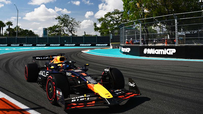 Max Verstappen sigue intratable y logra la 'pole' del GP de Miami, la séptima consecutiva