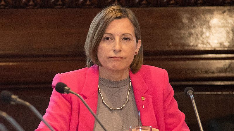 La Fiscalía se querella contra Forcadell y la Mesa del Parlament por tramitar la ley del referéndum