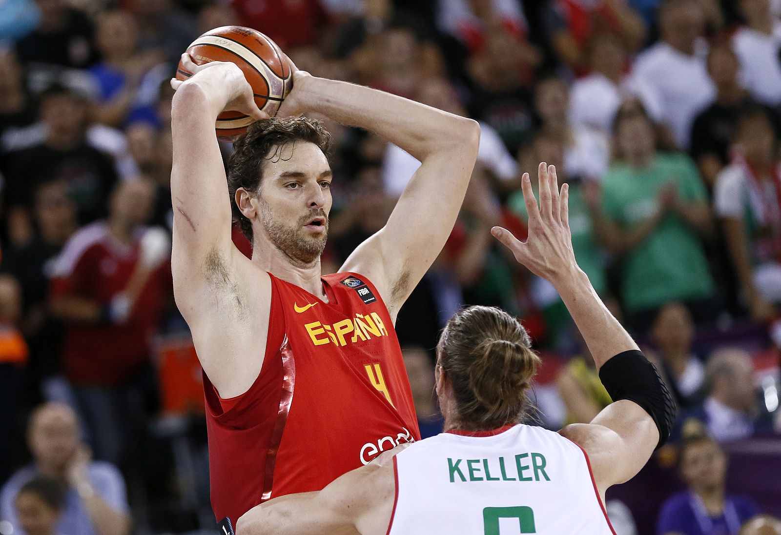 Gasol se convierte en el m�ximo anotador de la historia del Eurobasket en la victoria ante Hungr�a