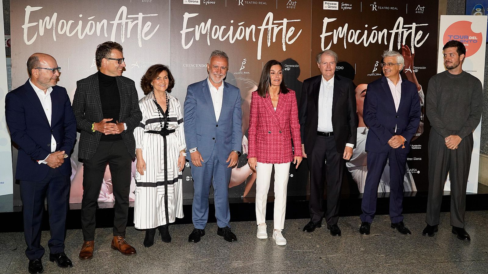 La reina Letizia se fractura un dedo del pie - Diario 24 | Ver