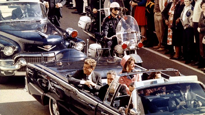 Trump permite publicar miles de archivos sobre Kennedy, pero retiene algunos