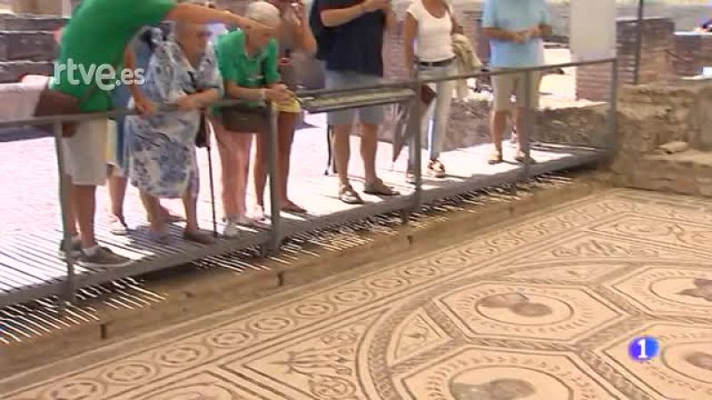 Itálica restaura su importante patrimonio de mosaicos romanos