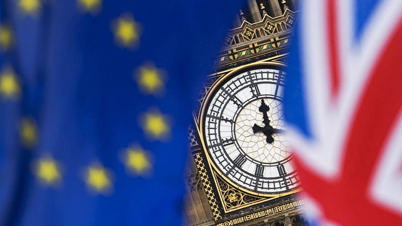 Londres quiere endurecer las condiciones de los trabajadores comunitarios, según una filtración