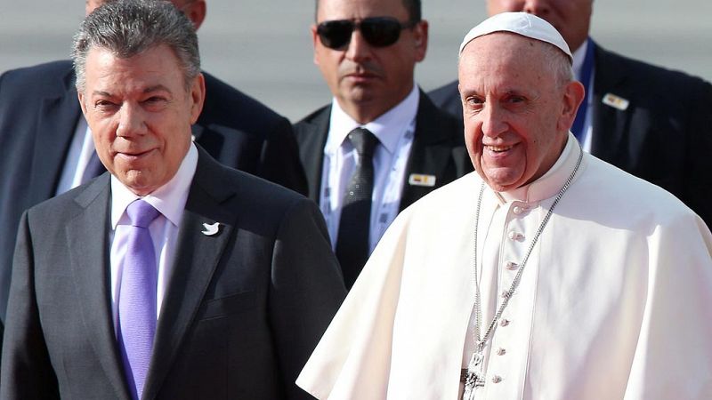 El papa Francisco llega a Colombia con un mensaje de paz y reconciliación