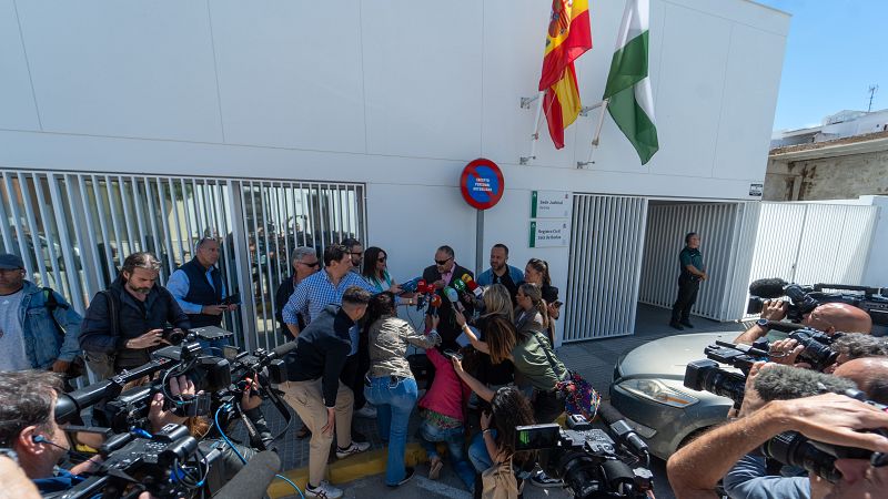 Los agentes de Barbate que sobrevivieron al ataque de la narcolancha aseguran que "era imposible escapar"