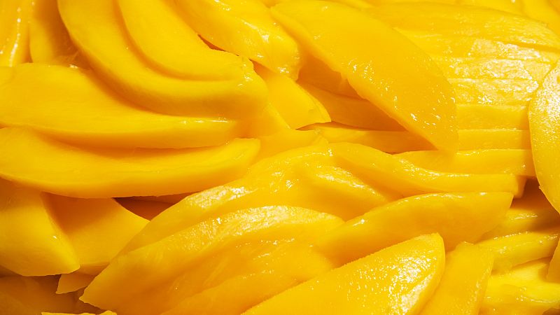 Receta de canutillos de mango rellenos de queso crema: un plato dulce, fresquito y delicioso!