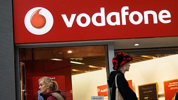 El Gobierno autoriza la compra del negocio de Vodafone en Espaa por parte del fondo britnico Zegona