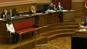 L'acusada de matar la seva filla durant el judici amb jurat popular a l'Audincia de Barcelona
