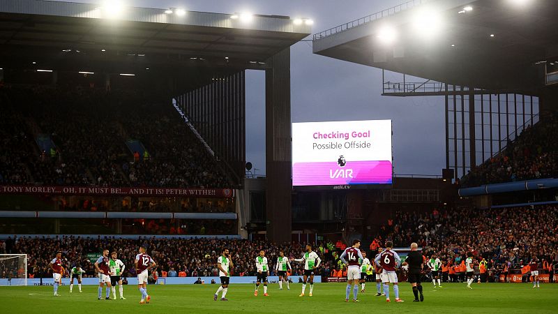 La Premier League votar si renuncia al VAR por una iniciativa del Wolverhampton