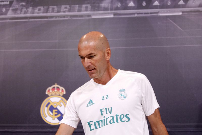 Zidane: "¿Pitos a Bale? Es inevitable que te piten en el Real Madrid"
