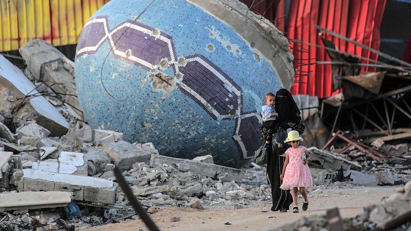 Guerra de Israel y Hamás en Gaza, en directo | Cinco soldados israelíes mueren por fuego amigo al confundirles un tanque israelí con combatientes