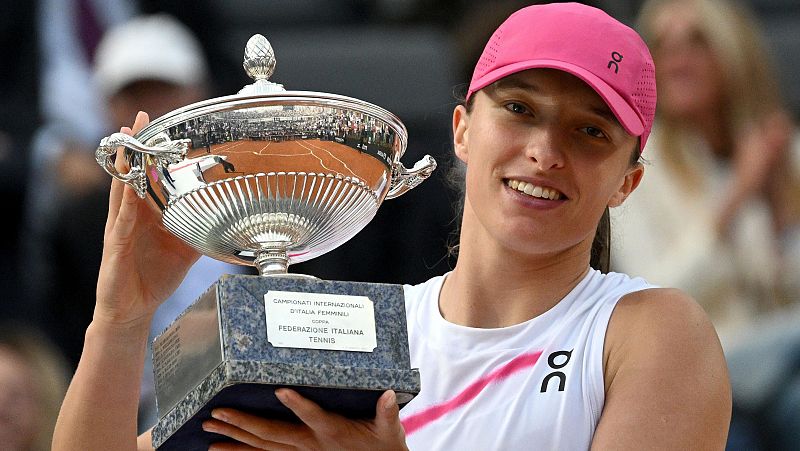 Iga Swiatek, triple campeona en Roma tras vencer en la final a Sabalenka