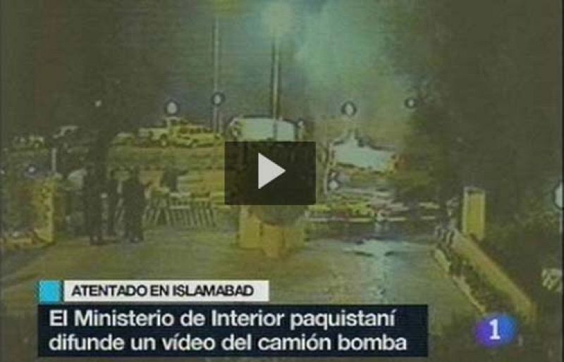 Los investigadores dicen que el "mayor" atentado jamás cometido en Pakistán "lleva la marca de Al Qaeda"