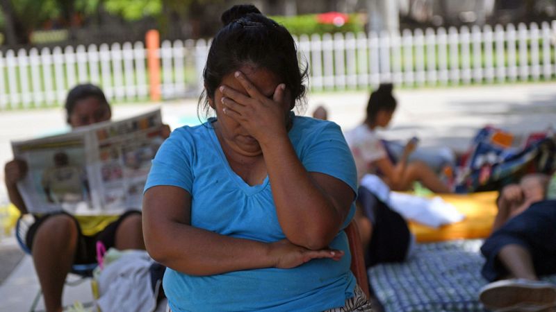 Peña Nieto decreta tres días de luto por el terremoto en México que deja ya 65 muertos