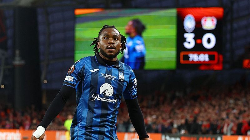 El Atalanta rompe la racha del Leverkusen con triplete de Lookman y gana la Europa League