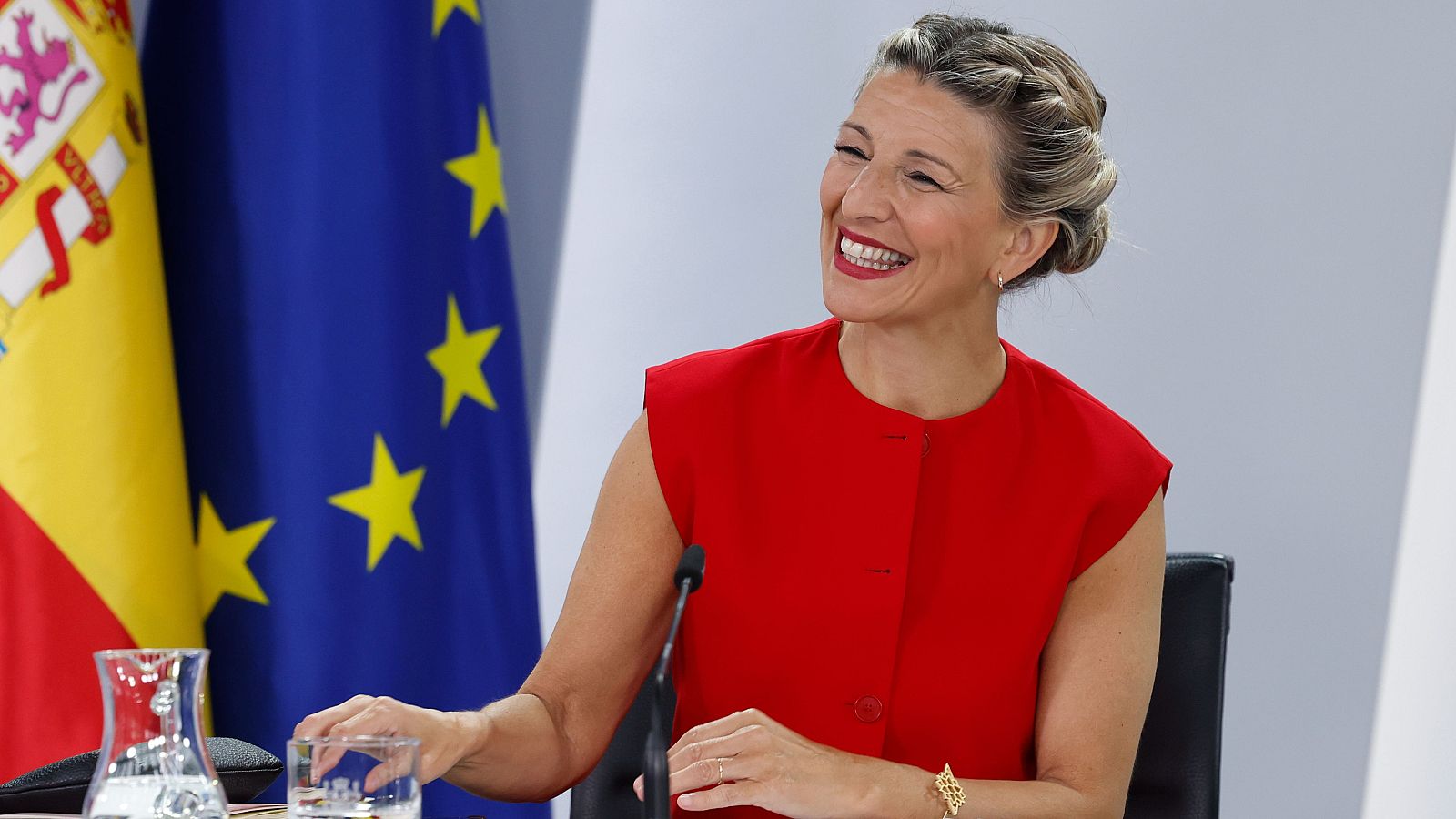 Yolanda Díaz habla de la ley de proxenetismo del PSOE en La Noche en 24h - La noche en 24h | Ver