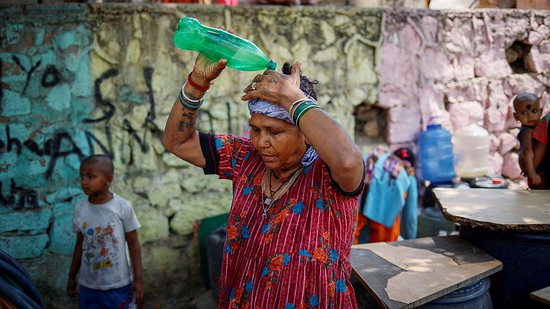 India ordena el cierre de las escuelas en varios estados ante la ola de calor de hasta 47 grados