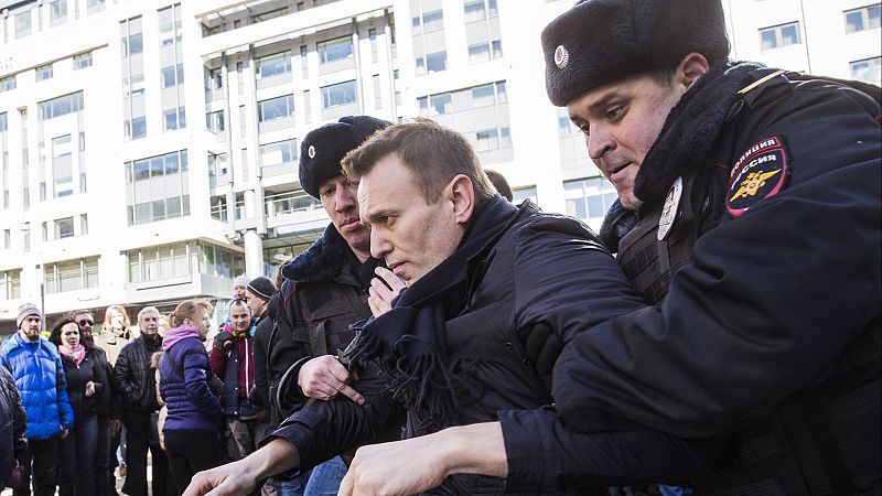 La Unión Europea castiga a los miembros de la judicatura rusa responsables por la muerte de Navalni