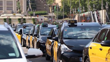 La mobilitzaci dels taxistes ha sortit de la plaa Espanya per recrrer la Gran Via