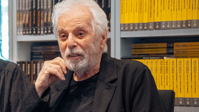 Jodorowsky, psicomago, cineasta y guionista de cómic: "No vivo con miedo. Vivo en el presente"