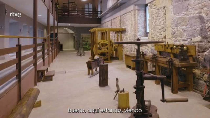 ¿Qué oficios rodeaban a la fabricación de la divisa en La Real Casa de la Moneda de Segovia?