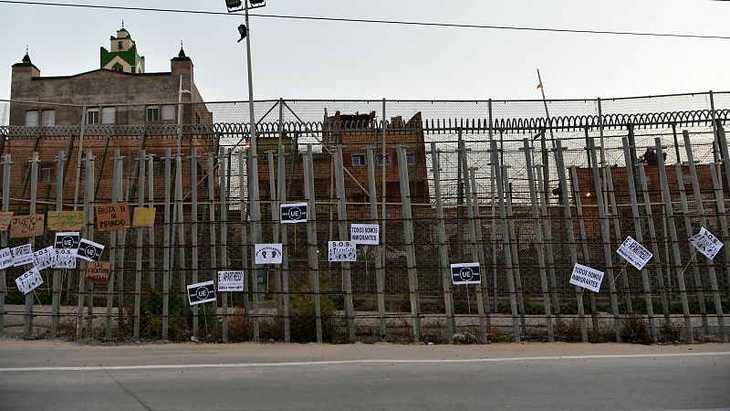 Llega a España el joven sudanés que pidió asilo en la embajada de Rabat tras la tragedia de la valla de Melilla