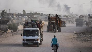 Palestinos huyen de la ciudad de Rafah, en el sur de Gaza, durante una ofensiva terrestre y area israel