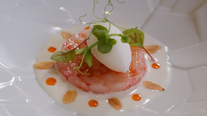 MasterChef 12 | Receta de carpaccio de gamba al ajillo, helado de almendra y crema de ajoblanco