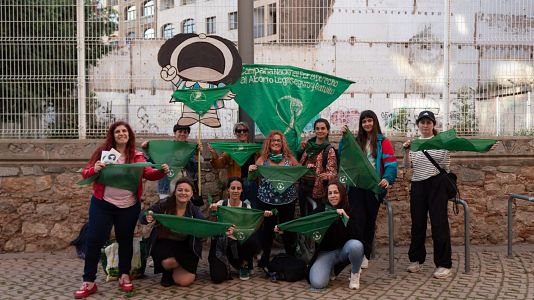 Activistas de "Mi Voz, Mi Decisi�n" en Barcelona