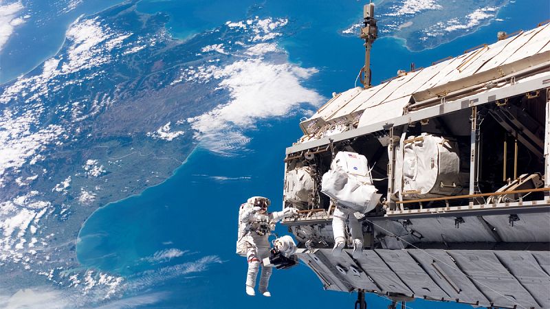 Los astronautas de la Estación Espacial se escondieron de la fuerte erupción solar en un refugio orbital