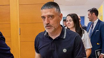 El entrenador Javier Garc�a Pimienta el d�a de su despedida de Las Palmas.