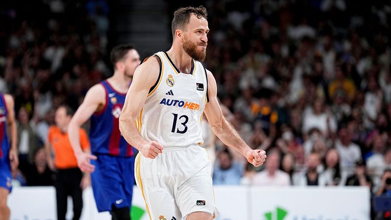 El Real Madrid asalta el Palau y deja al Bar�a sin final de la Liga Endesa