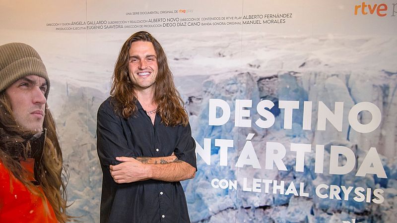 RTVE Play presenta la nueva serie documental de Playz: 'Destino Antártida', presentada por el youtuber Lethal Crysis