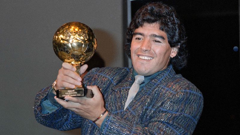 La Justicia francesa para la subasta del Bal�n de Oro mundialista de Maradona y ordena su incautaci�n