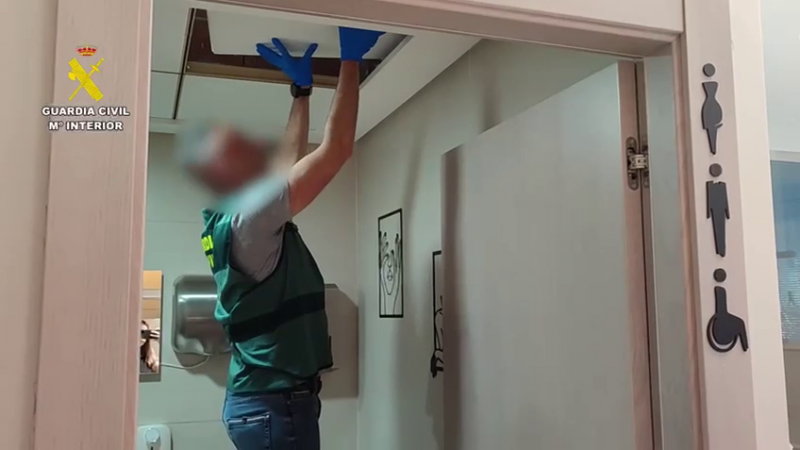 Un detenido en Alicante por grabar con cmara oculta imgenes ntimas de sus inquilinos
