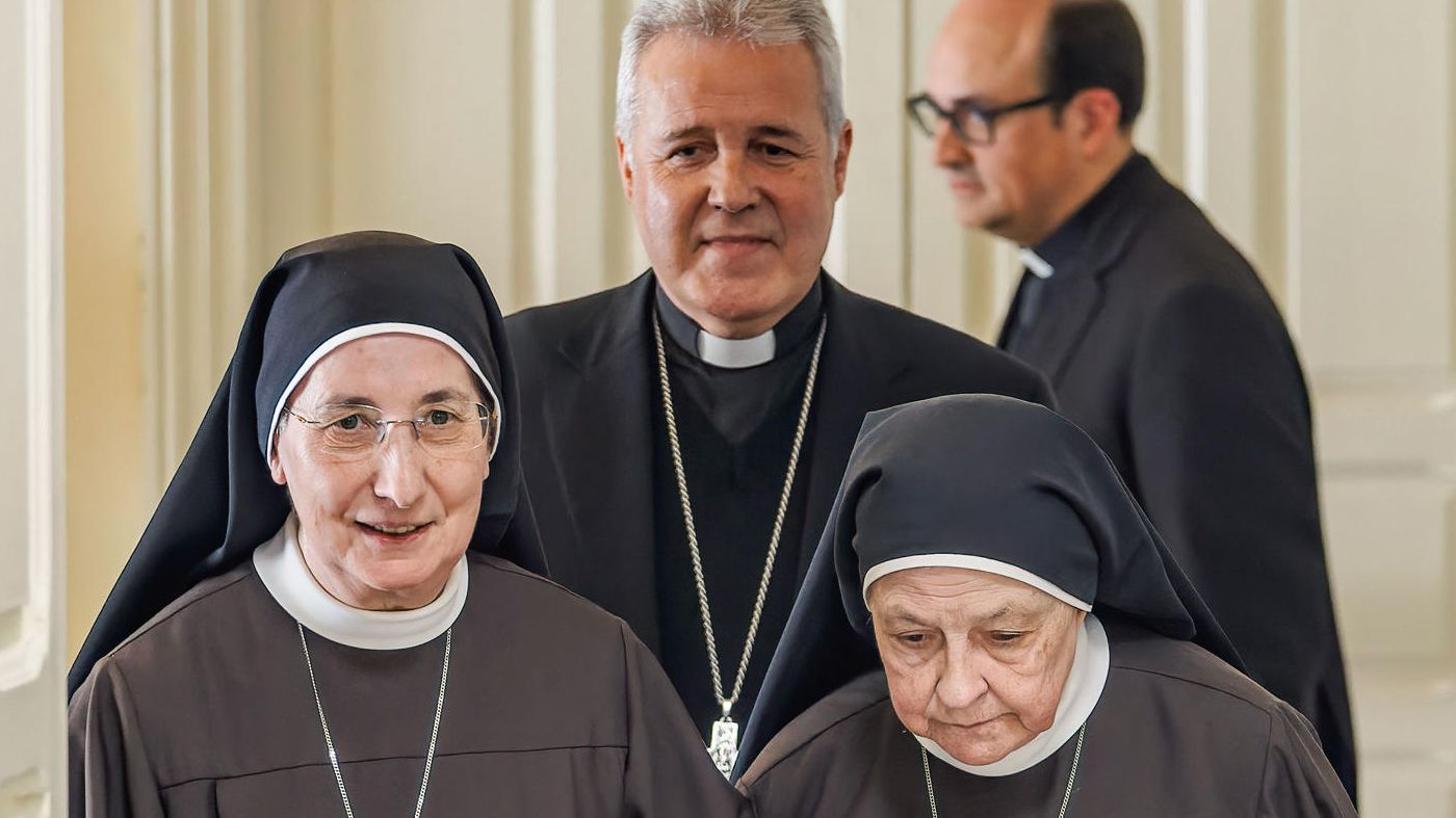 El Arzobispo De Burgos Excomulga A Las Monjas Clarisas De Belorado