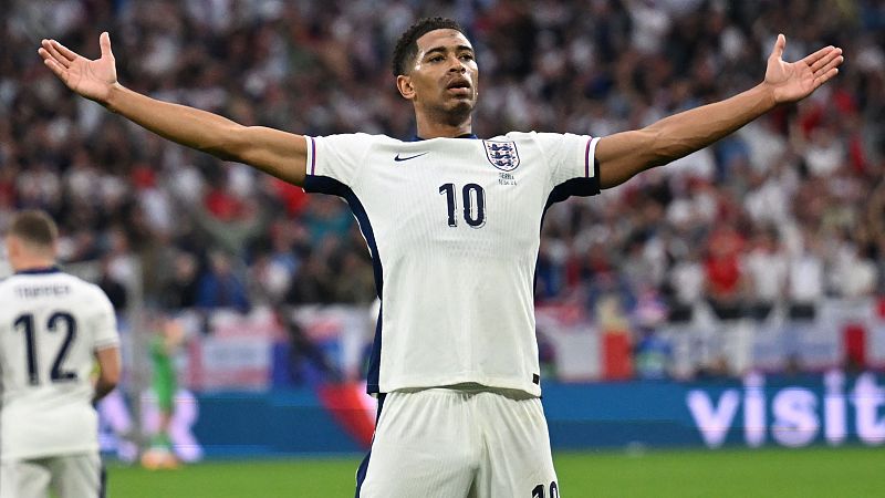 Serbia 0-1 Inglaterra: Beatles y revolución futbolística en la industrial ciudad de Gelsenkirchen