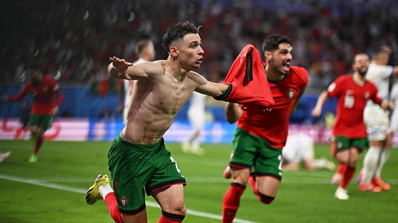 Portugal 2-1 República Checa: del relámpago de Provod al trueno de Conceiçao