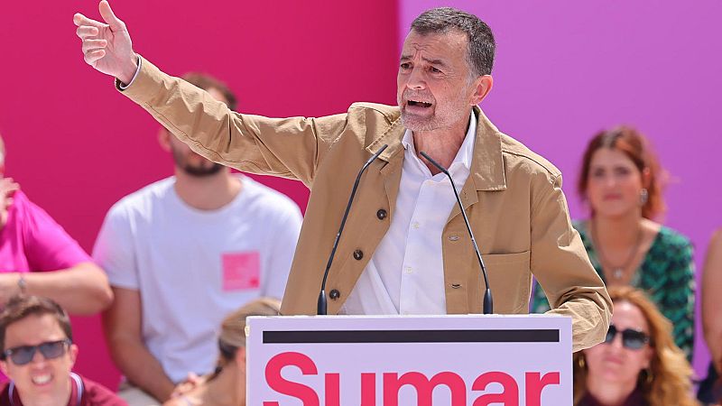 Maíllo (IU) pide "humildad" tras la salida de Díaz de Sumar: "Hace falta menos gallos de corral y más escuchar"