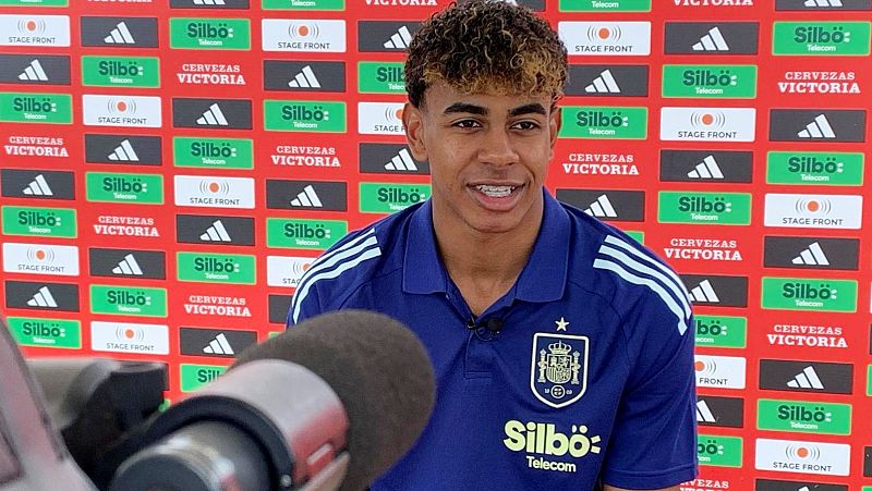 Lamine Yamal, un estudiante de la ESO en la Eurocopa: "Intento no pensarlo mucho"