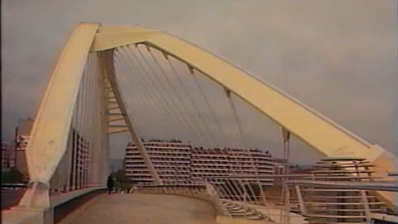 Metrópolis recupera del archivo los programas dedicados a Santiago Calatrava y la Infoarquitectura