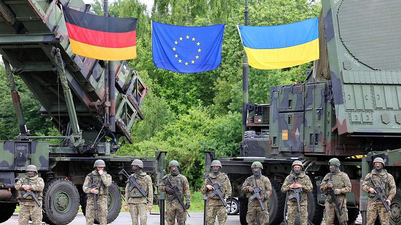 Guerra Ucrania - Rusia, en directo | Stoltenberg pide mantener un apoyo militar mínimo de 40.000 millones de dólares anuales a Ucrania