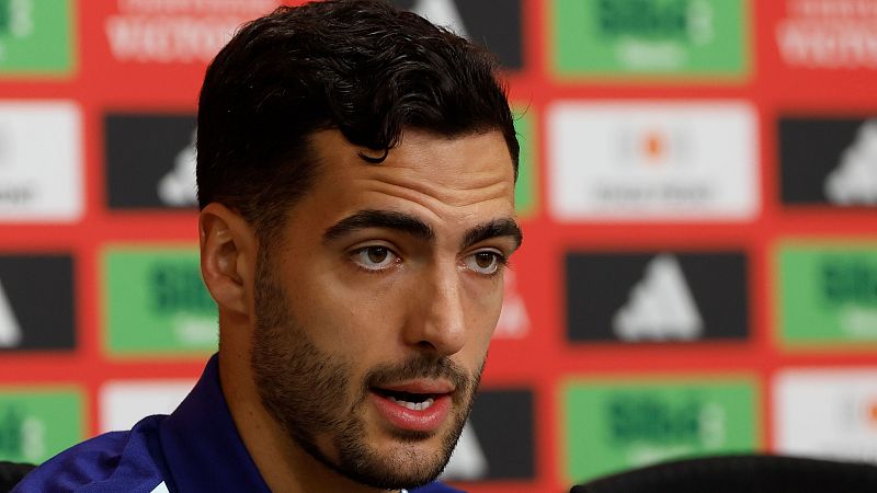 Mikel Merino: "La presión por la Eurocopa nos la ponemos nosotros y eso es bueno"