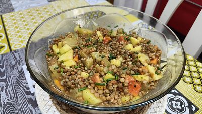 Receta de ensalada de lentejas tropical, r�pida y f�cil de hacer
