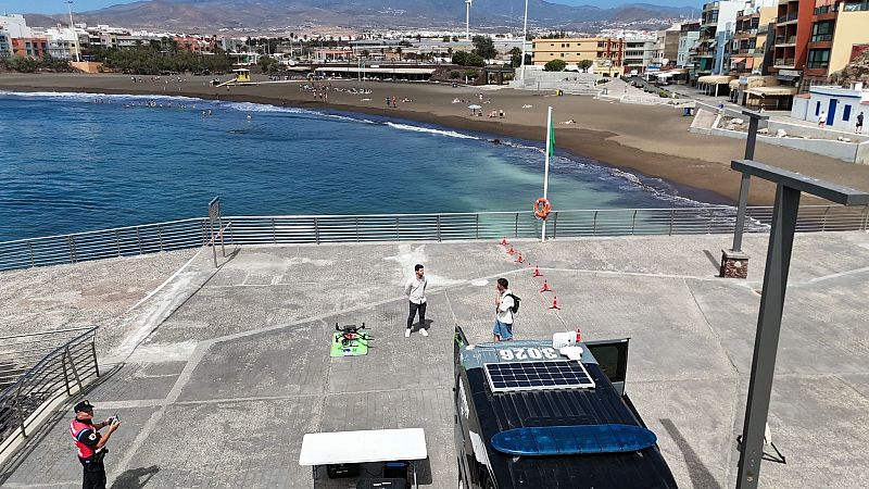 Vuelven a abrir dos playas de Gran Canaria clausuradas tras detectarse un tiburón cerca de la costa