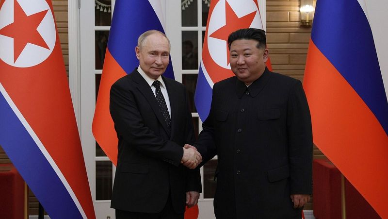 Putin sella en Corea un acuerdo de "asociación estratégica" con Kim Jong-un que incluye una cláusula de defensa mutua