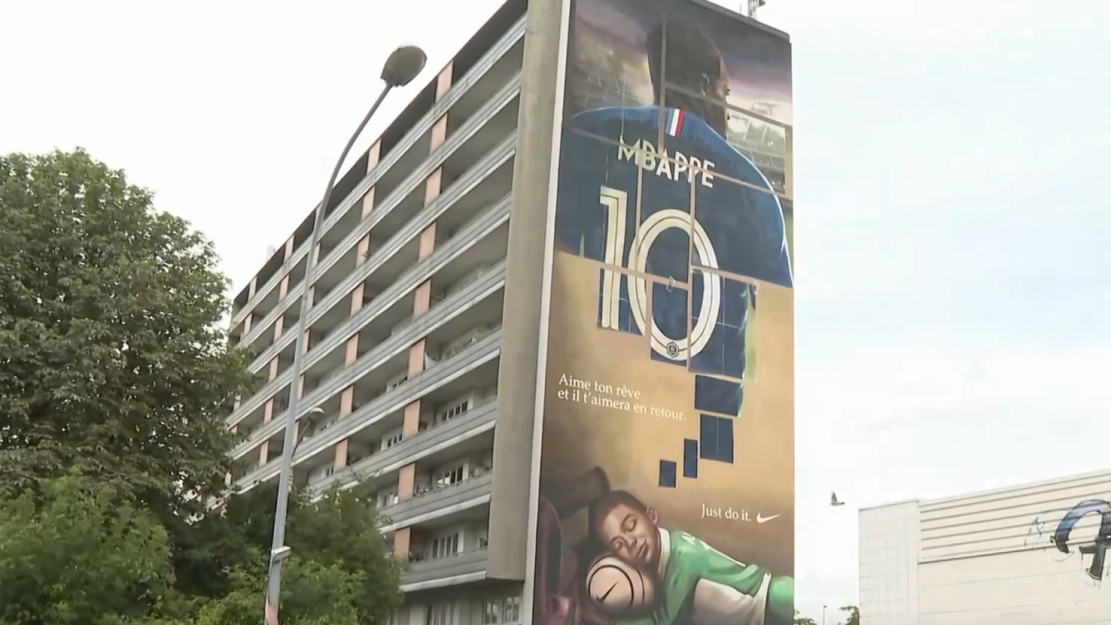 Bondy, el barrio de Kylian Mbappé, contra los extremismos | Ver