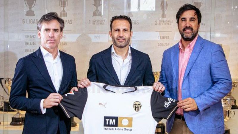 Mercado de fichajes, última hora: Baraja renueva como técnico del Valencia hasta 2026